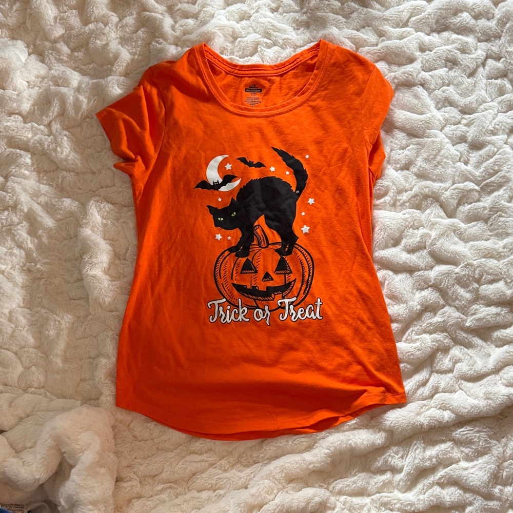 Orange Halloween Cat women’s  T-Shirt